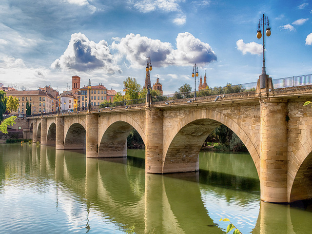 Puente-de-Piedra-Logroño